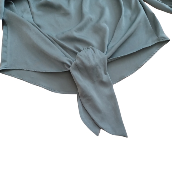 Top Off the Shoulder - Picture 9 of 12